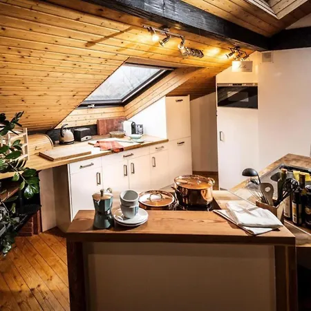 Atelier Kurt Apartment